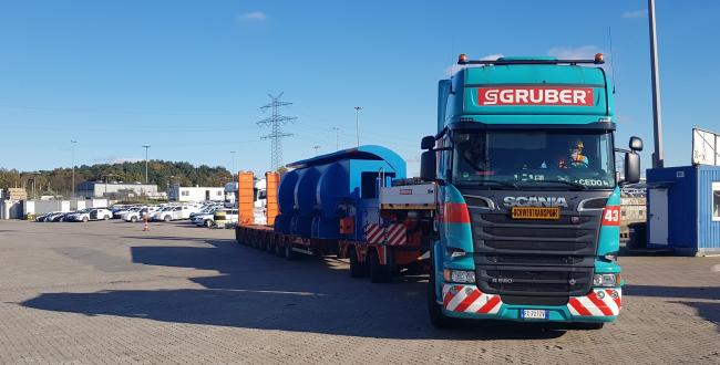 GRUBER Logistics Show their Expertise with Heavy Cargo