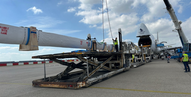 ATS Netherlands Move Racing Boat Mast for Swiss Red Bull Team